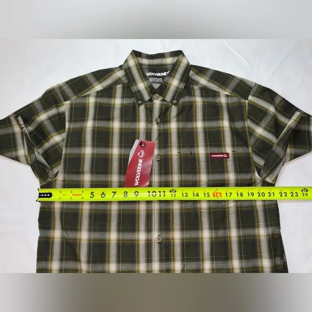 Wolverine NWT Men’s Size M Dark Olive Green Plaid Mortar Short Sleeve Shirt